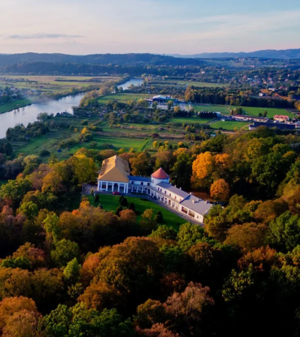 Zamek Krasickich i Park Zamkowy w Lesku